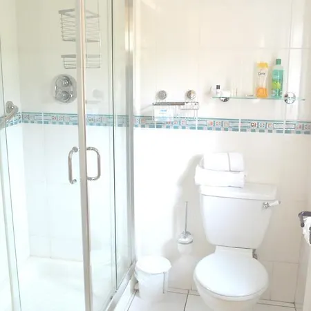 Tullybryan House Bed & Breakfast