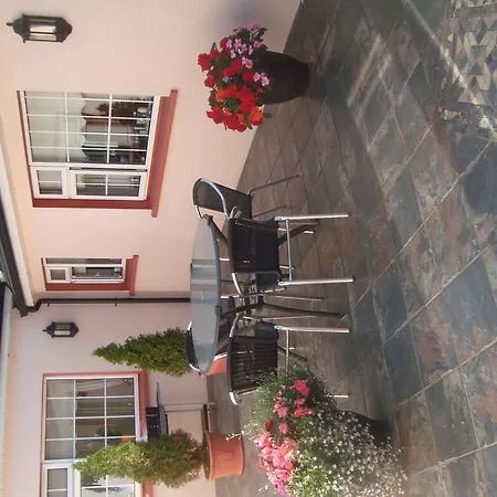 Bed & Breakfast Tullybryan House 4*